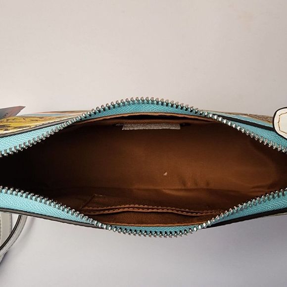 NWT Coach CJ598 Teri Shoulder Bag Hawaiian Print Canvas/Leather Blue Mul… - Picture 7 of 7